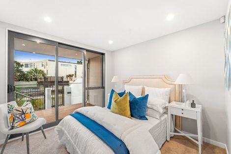 Photo of property in 8/218 Lake Road, Northcote, Auckland, 0627