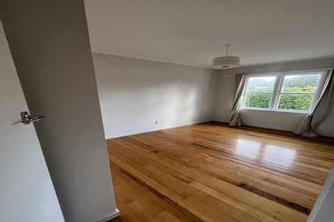 Photo of property in 3/3 Penzance Road, Mairangi Bay, Auckland, 0630