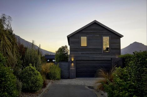 Photo of property in 3 Kintyre Court, Jacks Point, Queenstown, 9371