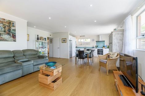 Photo of property in 1/116 Mountbatten Avenue, Hillcrest, Auckland, 0627