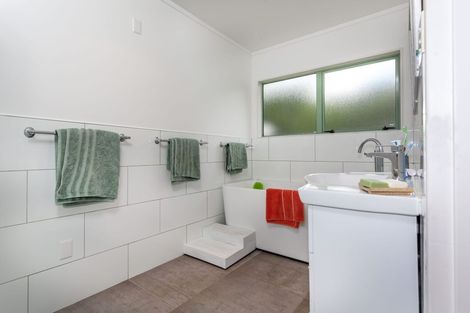 Photo of property in 36 Herbert Drive, Whangamata, 3620