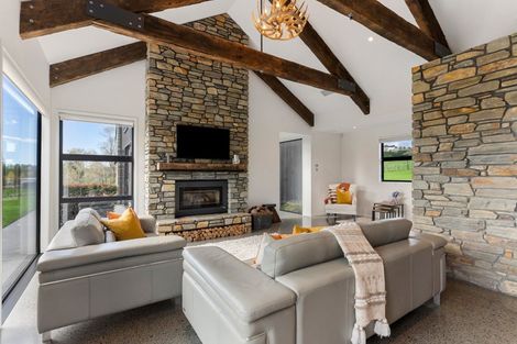 Photo of property in 202 Broomfields Road, Whitford, 2571