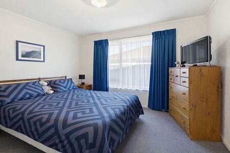 Photo of property in 47 Meridian Grove, Kelvin Grove, Palmerston North, 4414