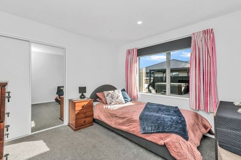 Photo of property in 5 Fountain Place, Rolleston, 7614