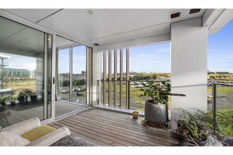 Photo of property in 305/7 Kaipiho Lane, Albany, Auckland, 0632