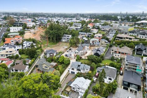 Photo of property in 13 Lake Domain Drive, Frankton, Hamilton, 3204