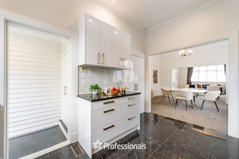 Photo of property in 140 Knights Road, Hutt Central, Lower Hutt, 5010
