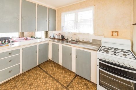 Photo of property in 34 Titoki Street, Castlecliff, Whanganui, 4501