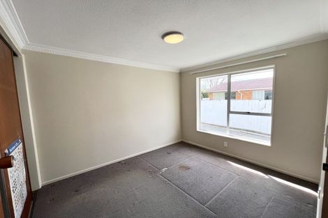 Photo of property in 16 Ansonby Street, Russley, Christchurch, 8042