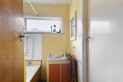 Photo of property in 28 Kowhai Street, Wainuiomata, Lower Hutt, 5014