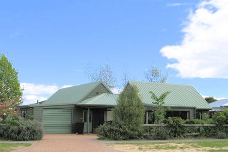 Photo of property in 1/5 Koha Road, Taupo, 3330