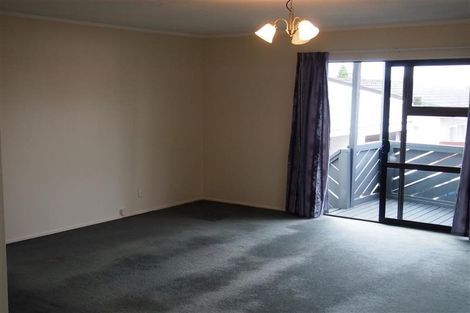 Photo of property in 2/2 Silvan Place, Bell Block, New Plymouth, 4312