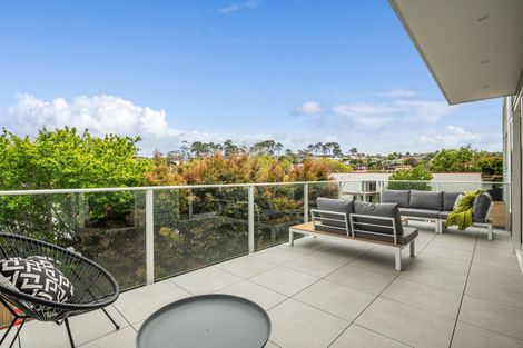 Photo of property in 55b Merriefield Avenue, Forrest Hill, Auckland, 0620