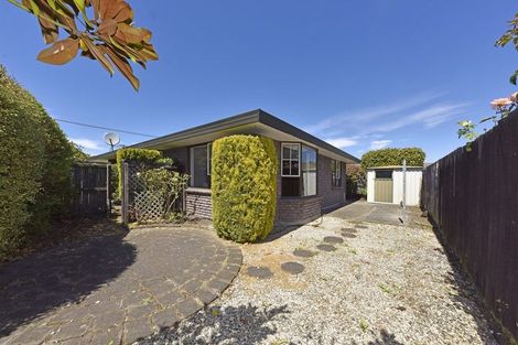 Photo of property in 54 Aorangi Road, Bryndwr, Christchurch, 8053