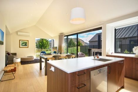 Photo of property in 19 Mckenzies Shute, Jacks Point, Queenstown, 9371