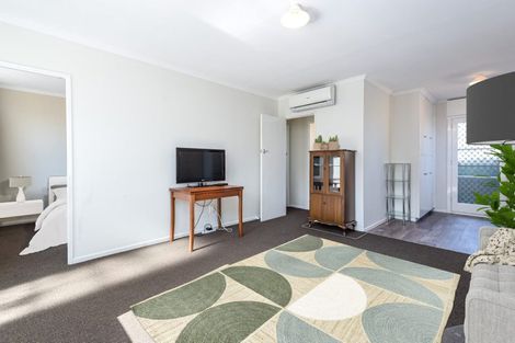 Photo of property in 2/25 Whitmore Street, Edgeware, Christchurch, 8013
