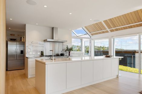 Photo of property in 12 Balmoral Lane, Redcliffs, Christchurch, 8081