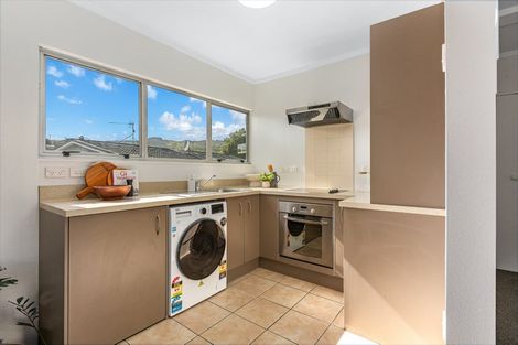 Photo of property in 126u6 Redwood Avenue, Tawa, Wellington, 5028