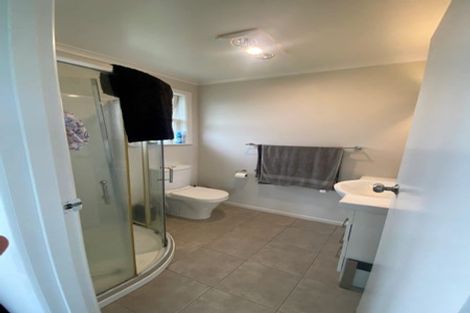 Photo of property in 14 Lewis Place, Highbury, Palmerston North, 4412