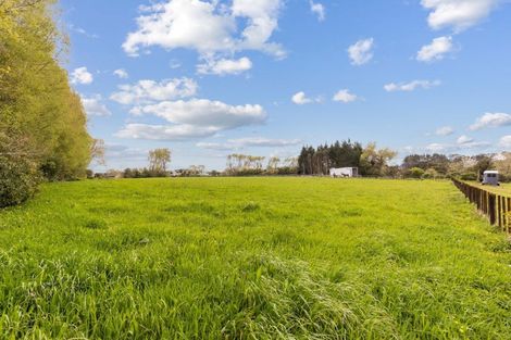 Photo of property in 1097 Junction Road, Egmont Village, New Plymouth, 4372