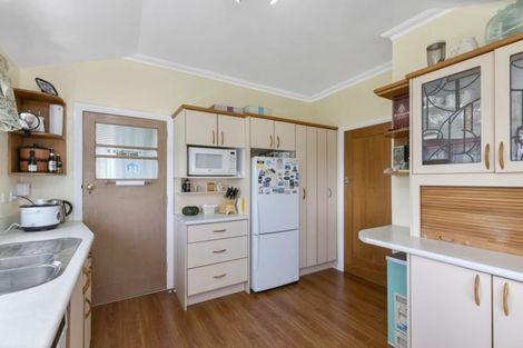 Photo of property in 57 Mills Road, Brooklyn, Wellington, 6021