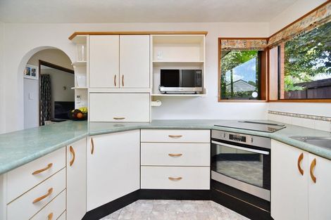 Photo of property in 15 Connemara Drive, Northwood, Christchurch, 8051