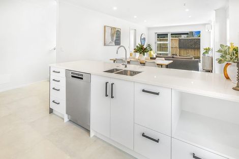 Photo of property in 15u2 Glen Lynne Avenue, Queenwood, Hamilton, 3210