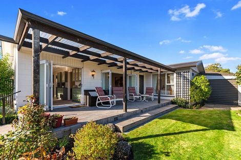 Photo of property in 12 Petries Road, Woodend, 7610