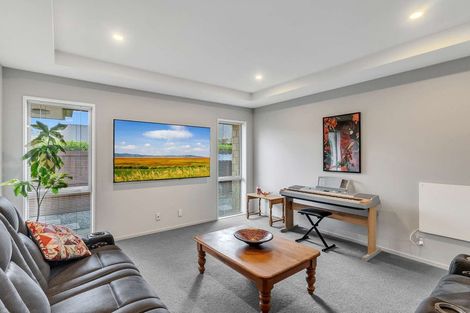 Photo of property in 17 Cameron Crescent, Rolleston, 7614