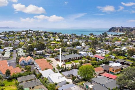 Photo of property in 14a Holiday Road, Stanmore Bay, Whangaparaoa, 0932