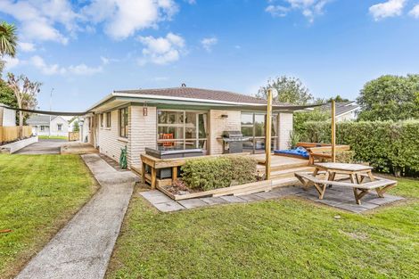 Photo of property in 15 Harrisville Road, Tuakau, 2121