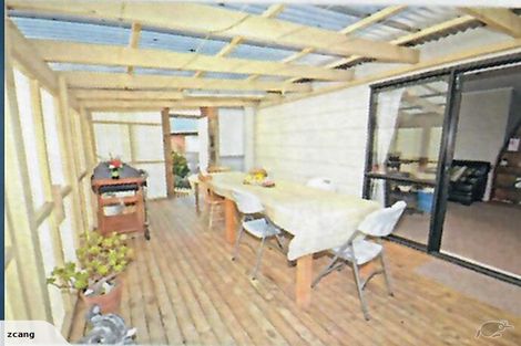 Photo of property in 76 Gallony Avenue, Massey, Auckland, 0614