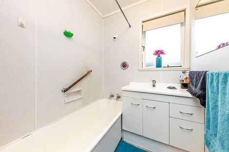 Photo of property in 2/8 Marne Road, Papakura, 2110