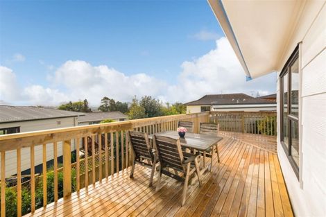 Photo of property in 25 Clearview Heights, Ranui, Auckland, 0612