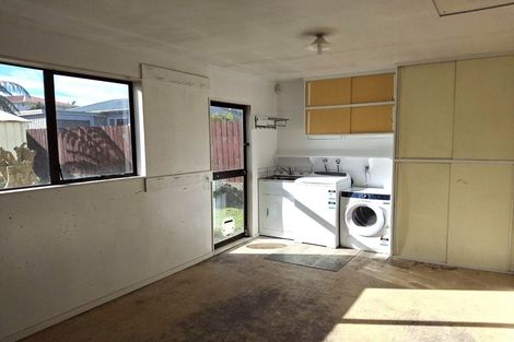 Photo of property in 53f2 Clifford Road, Johnsonville, Wellington, 6037