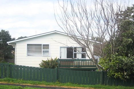 Photo of property in 12 Tahurangi Place, Spotswood, New Plymouth, 4310