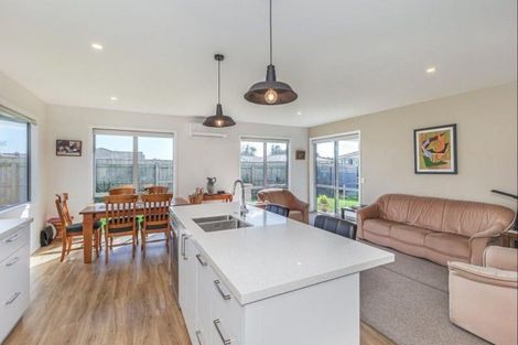 Photo of property in 5 Oak Place, Levin, 5510