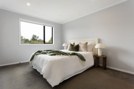 Photo of property in 1/1 Splitt Avenue, Glenview, Hamilton, 3206