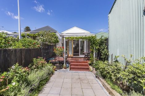 Photo of property in 109 Constable Street, Newtown, Wellington, 6021