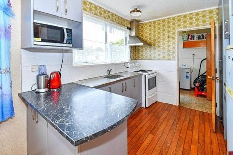 Photo of property in 50 Valentine Street, Papakura, 2110