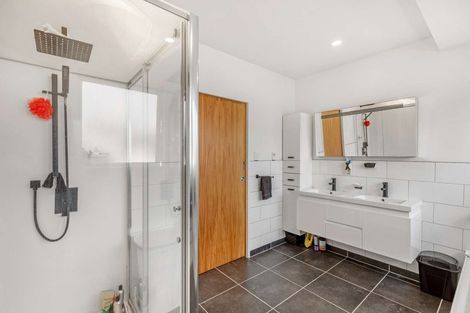 Photo of property in 255 Cambridge Street, Levin, 5510