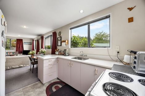 Photo of property in 5b Larch Place, Wanaka, 9305