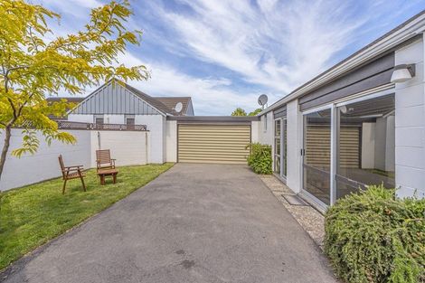 Photo of property in 310 Memorial Avenue, Burnside, Christchurch, 8053