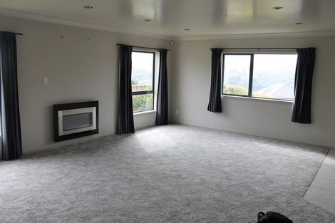 Photo of property in 55 Erlestoke Crescent, Churton Park, Wellington, 6037