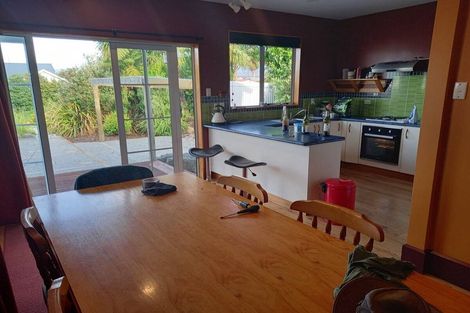 Photo of property in 75 Peel Street, Westport, 7825