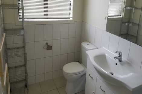 Photo of property in 8b Schnapper Rock Road, Schnapper Rock, Auckland, 0632