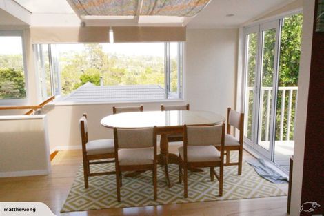 Photo of property in 2/28 Coroglen Avenue, Birkenhead, Auckland, 0626