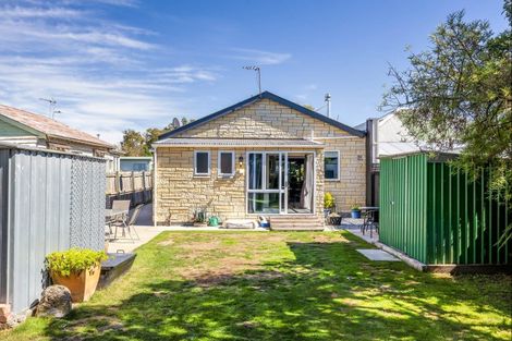 Photo of property in 24 Grafton Street, Waltham, Christchurch, 8011