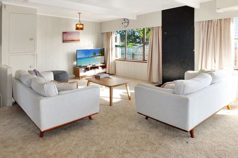 Photo of property in 20 Mack Street, Foxton Beach, Foxton, 4815