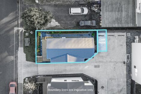 Photo of property in 50a Sherwood Avenue, Te Atatu South, Auckland, 0610